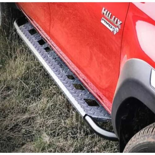 Functional Rocksliders - Toyota Hilux